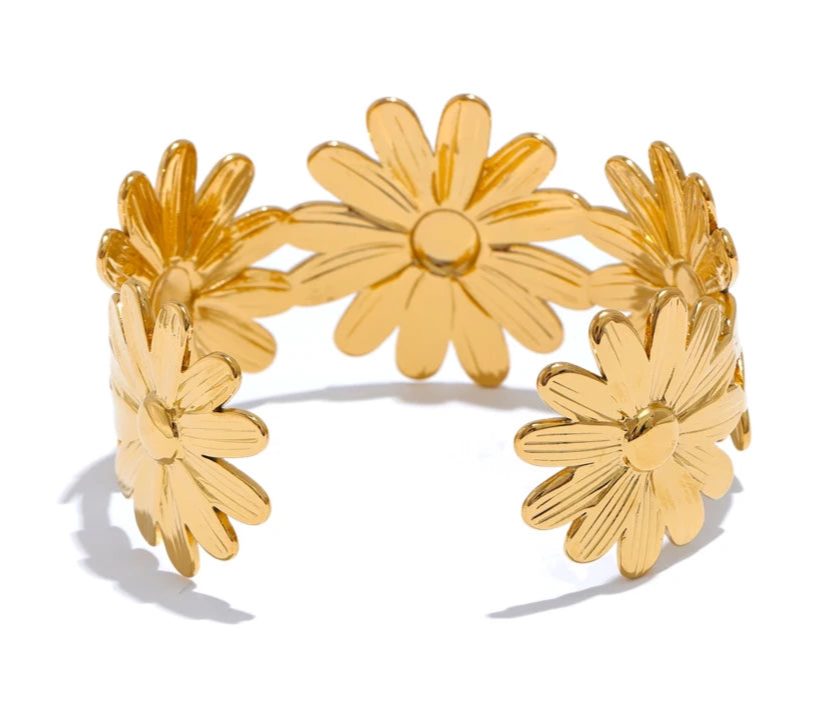 Daisy Cuff