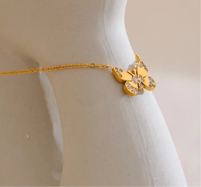 Billie Necklace