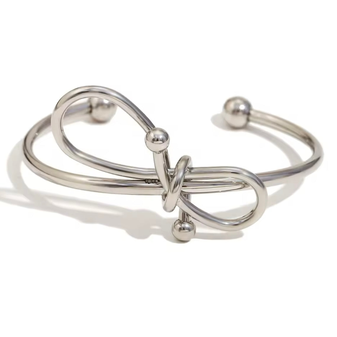 Lucinda Bangle