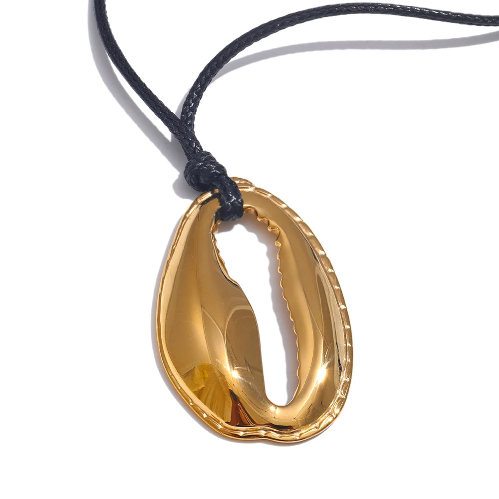 Lena Necklace