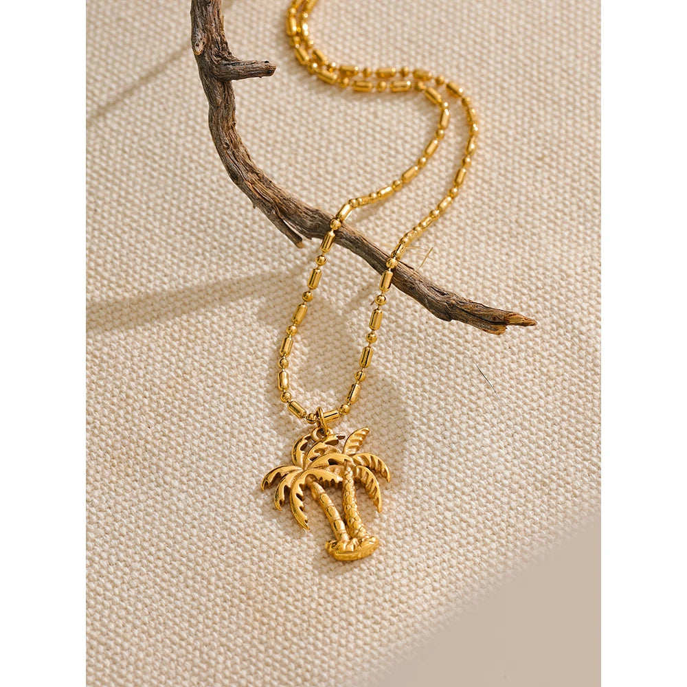 Palm Necklace