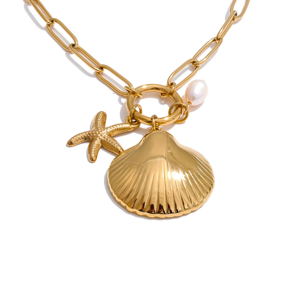 Amira Necklace