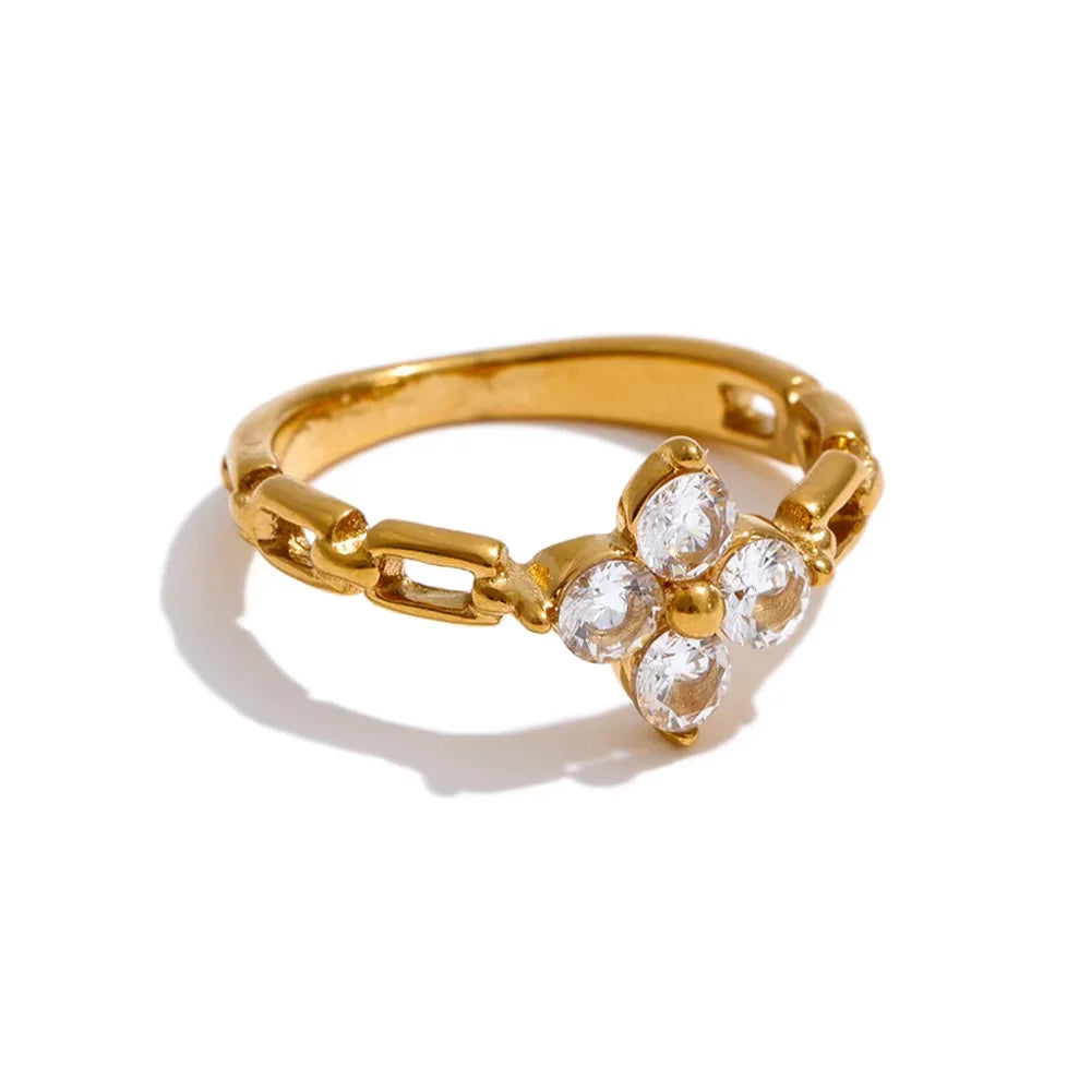Claudia Ring