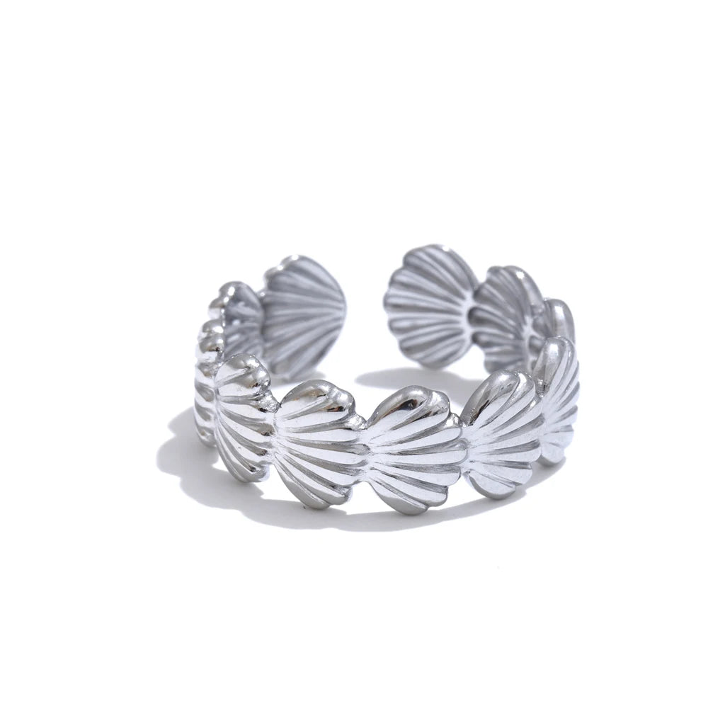 Calais Ring