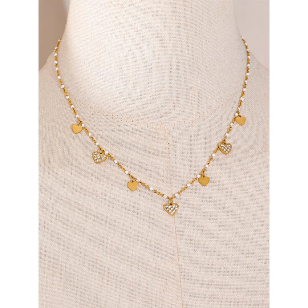 Evie Necklace