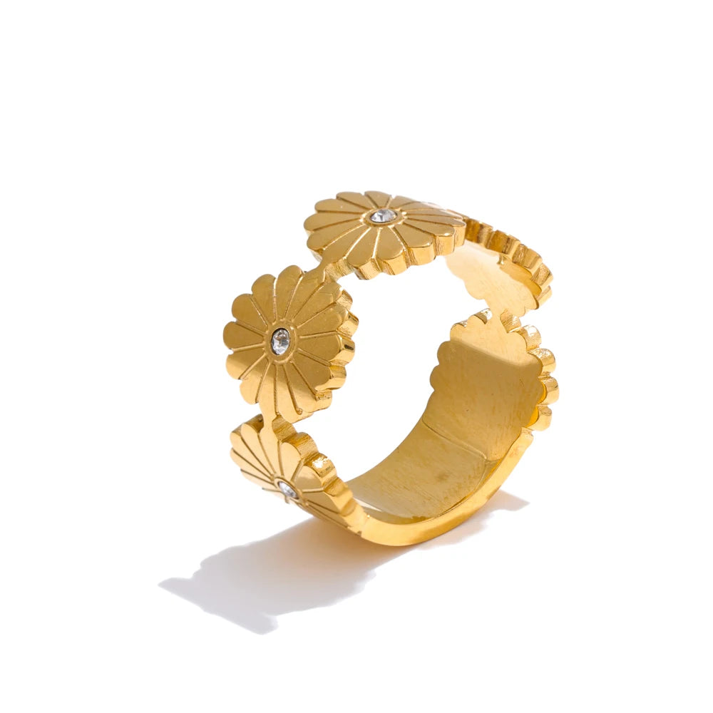 Lioré Ring