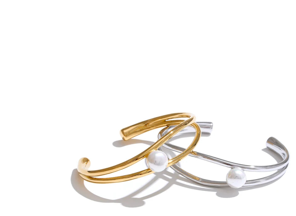 Marnie Bangle