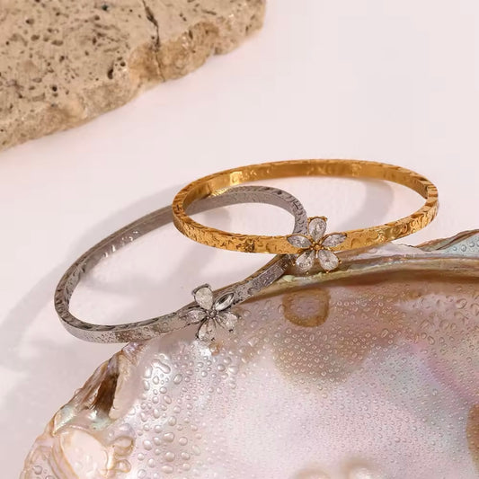 Esme Bangle