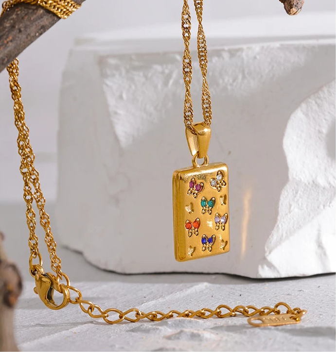 Effie Necklace