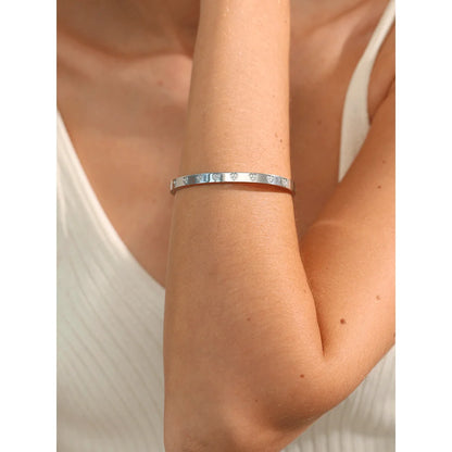 Sophia Bangle