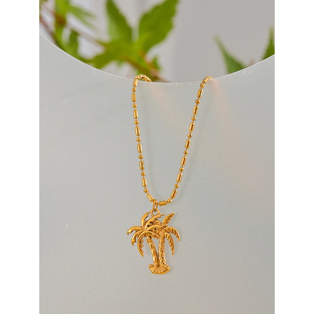 Palm Necklace