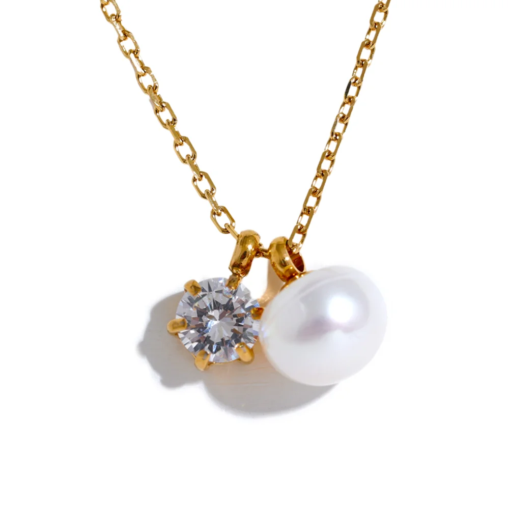 Bay Necklace