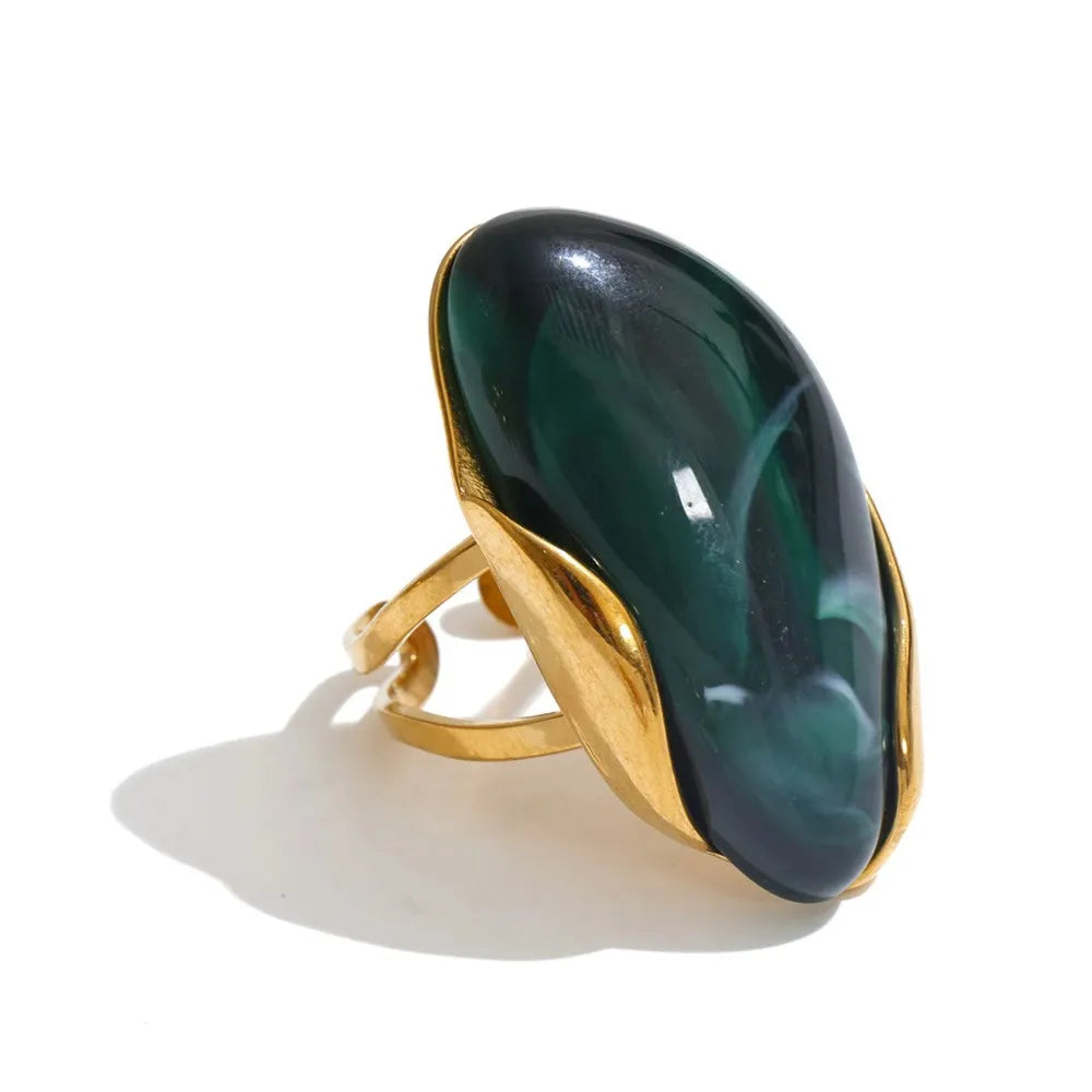 Amara Ring