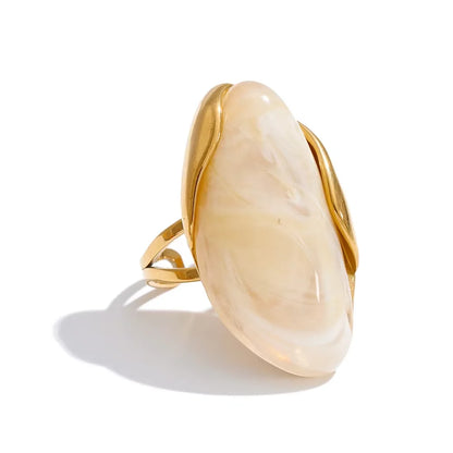 Amara Ring
