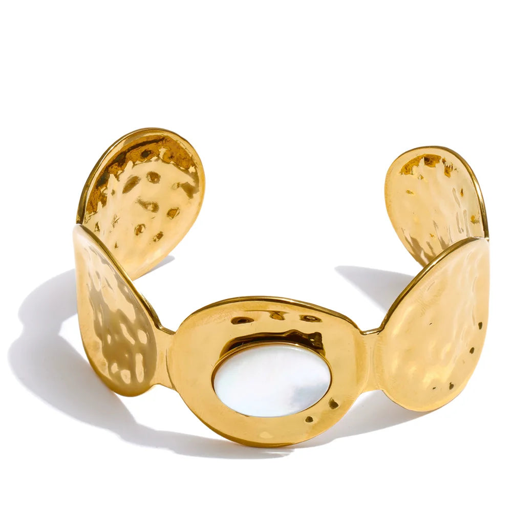 Alanna Bangle