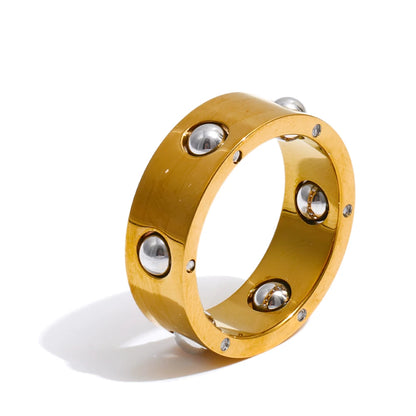 Demi Ring