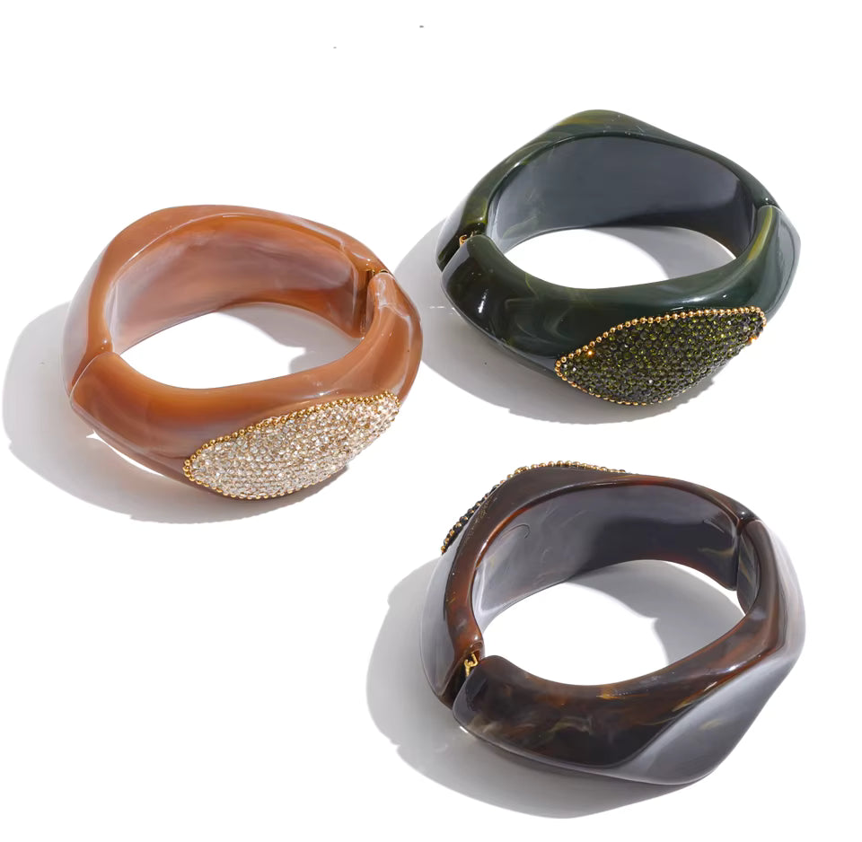 Brenda Bangle