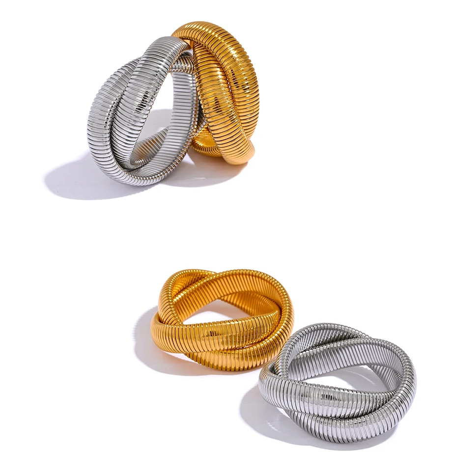 Three metallic bracelets in gold and silver on a white background with text about fashion and personality.
